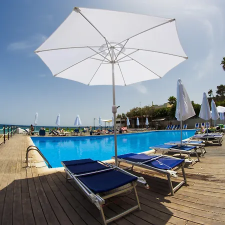 President Sea Palace 4*